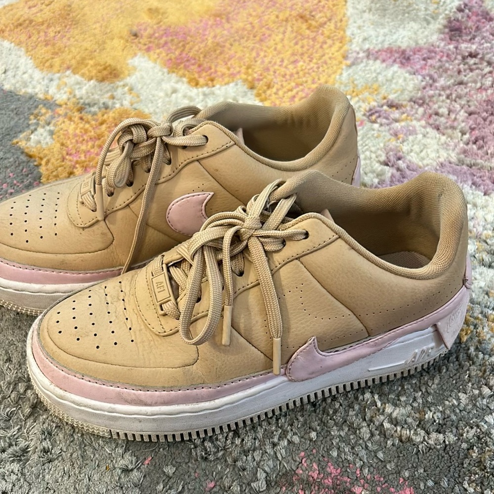 Pink and tan Air Force platforms!